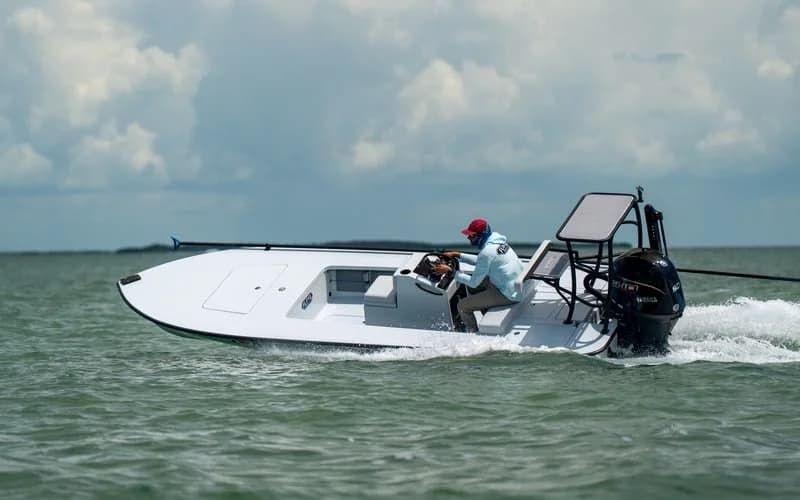 Floyd Skiff 10 WT — hero